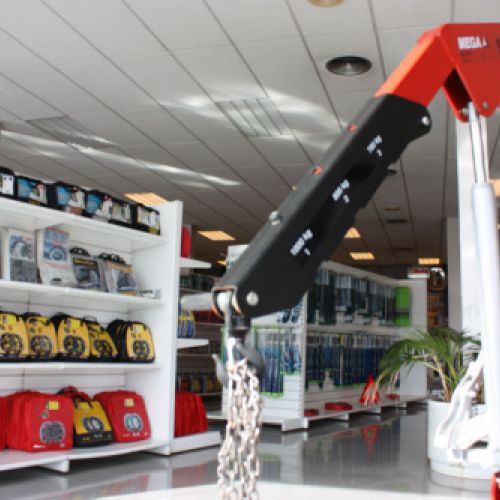 Repuestos de automóvil en Terrassa. imágenes de las instalaciones5